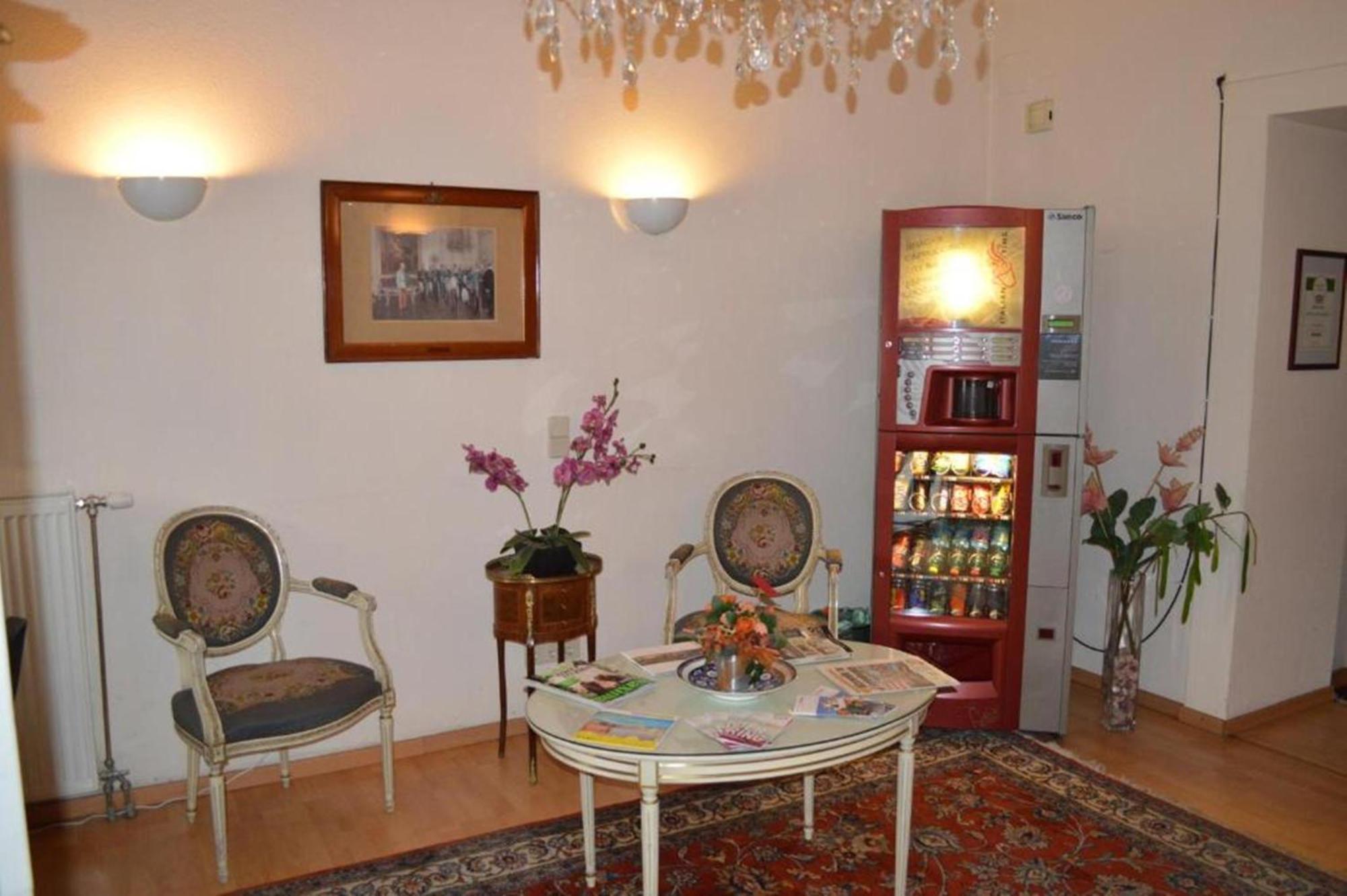 Hotel Pension Walzerstadt Vienne Extérieur photo