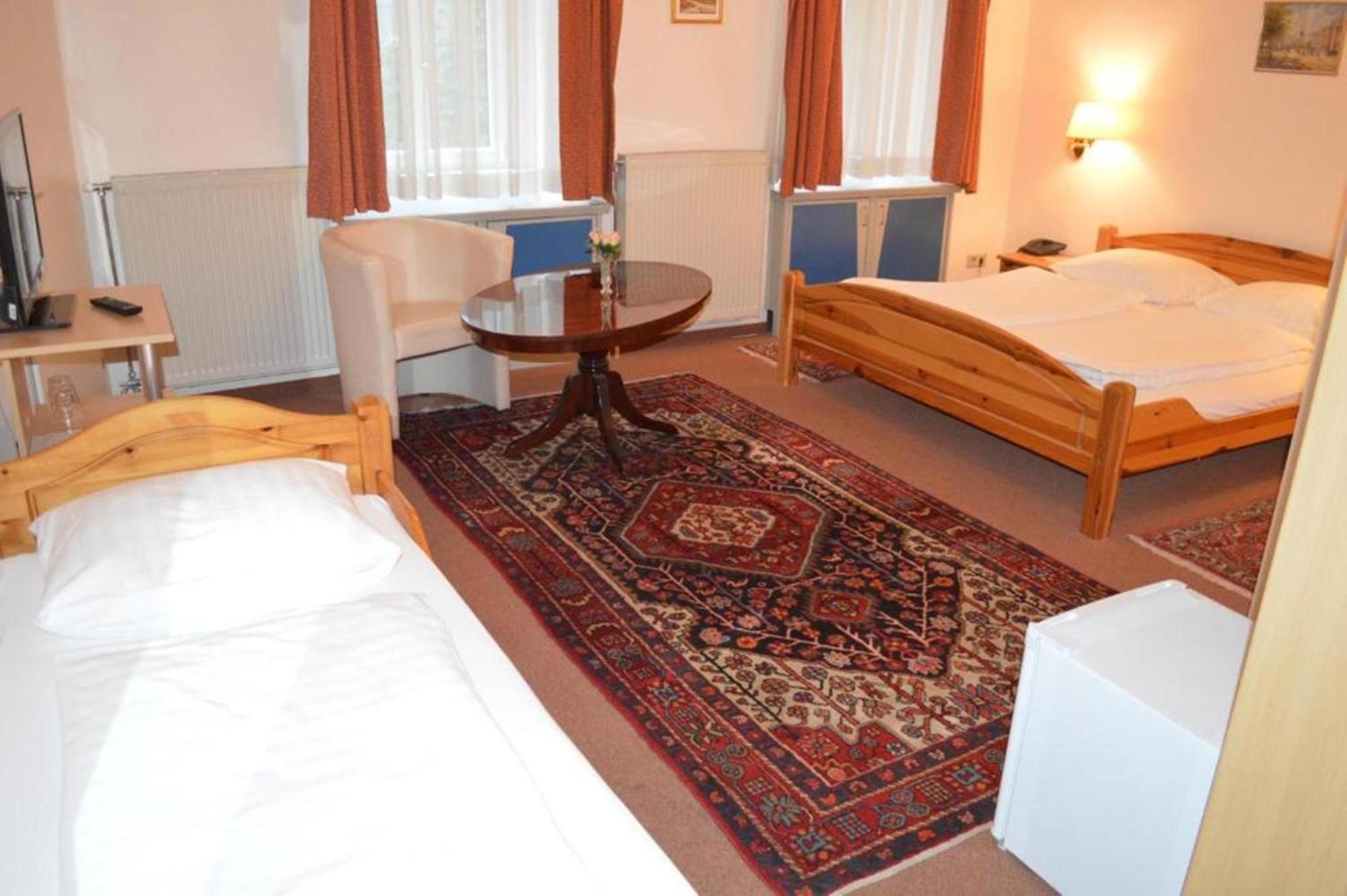 Hotel Pension Walzerstadt Vienne Extérieur photo
